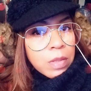 Meet your Posher, Priscilla